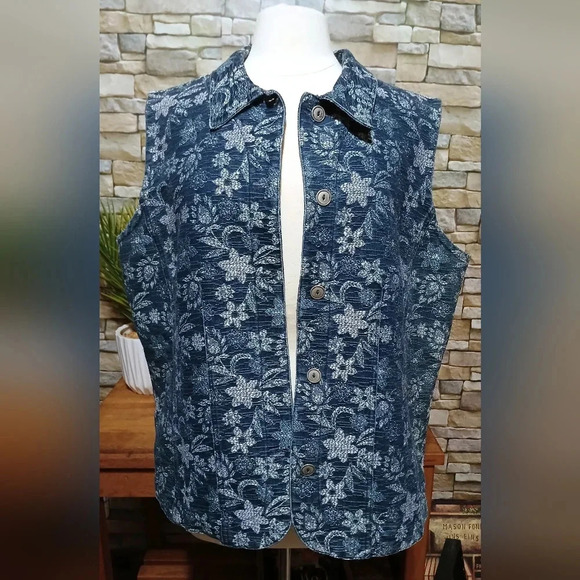 Coldwater Creek 1X Vintage Denim Floral Embroidered Jacket - Picture 1 of 4